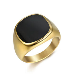 Позолоченный перстень с чёрной вставкой
